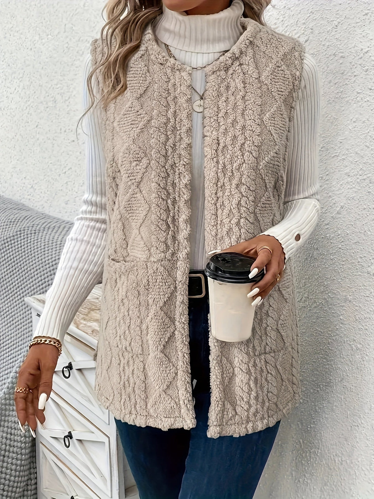 Women's Longline Sherpa-Effect Gilet, Open Front – view 4