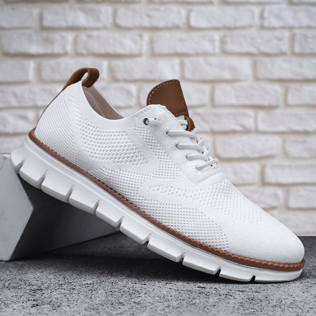 Men's arch-support walking sneakers side detail