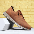 Men's arch-support walking sneakers wide toe box detail
