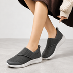 Women's extra-wide walking shoe, side view